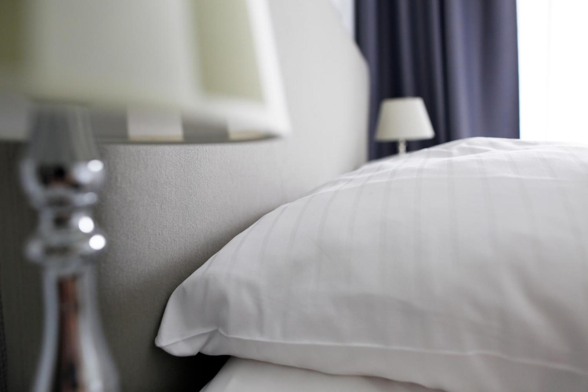 Nieb By Rockchair Apartments L Superhost Status L 3 Bedrooms Boxspringbeds 3 Bathrooms In Center "Kurfuerstendamm" - Cozy Family & Business Flair Welcomes You! 柏林 外观 照片